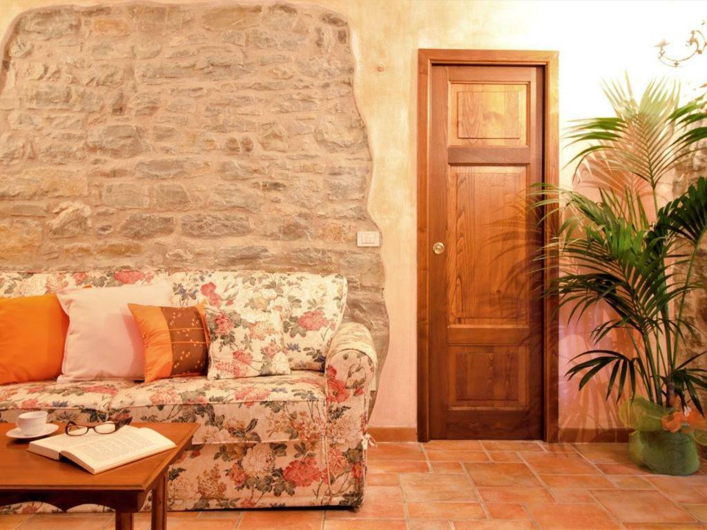 Le Casette Country House Petricci Buitenkant foto